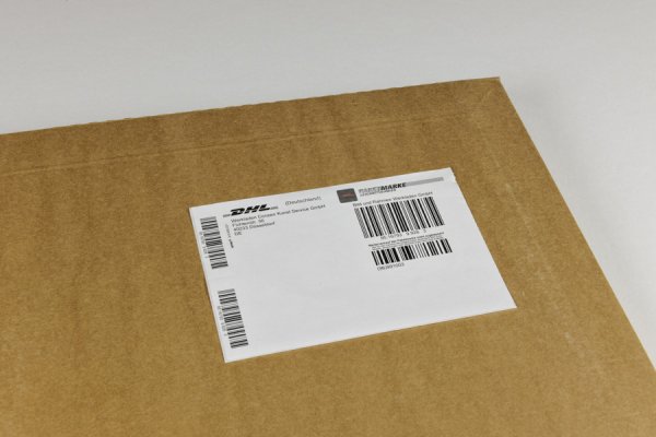 DHL-Versandmarke Paket